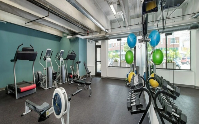 Chic Central Apartment with Free Parking