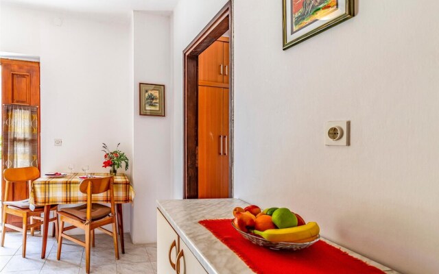 Amazing Apartment in Medulin With 1 Bedrooms and Wifi