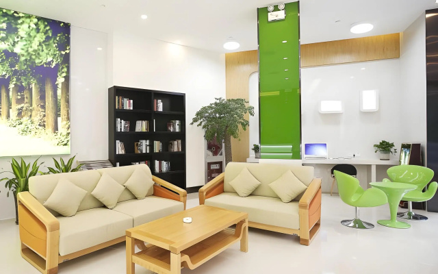Vatica Hefei Maanshan Road Lvdiyinghai Zhugang Metro Station Hotel – Guest Rooms – Hefei