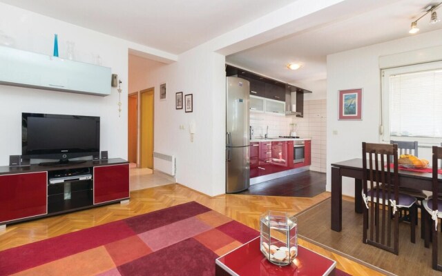 Nice Home in Zadar With Wifi and 2 Bedrooms