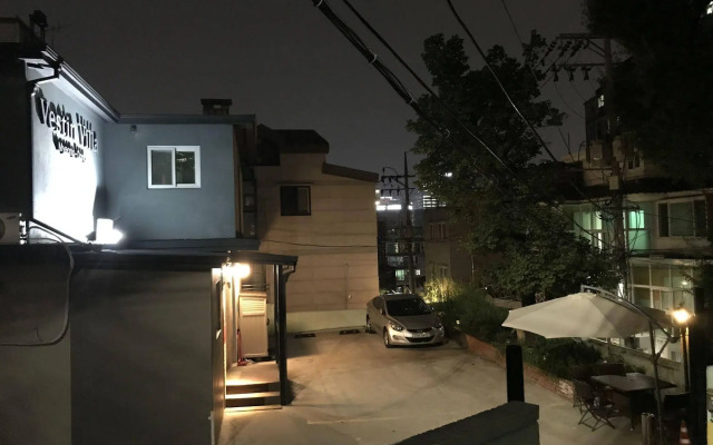 Vestin Villa Myeong-dong Guest House