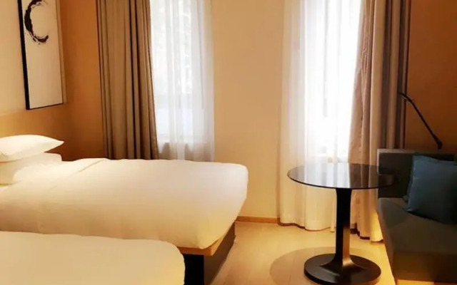 Fairfield by Marriott Shanghai Jingan