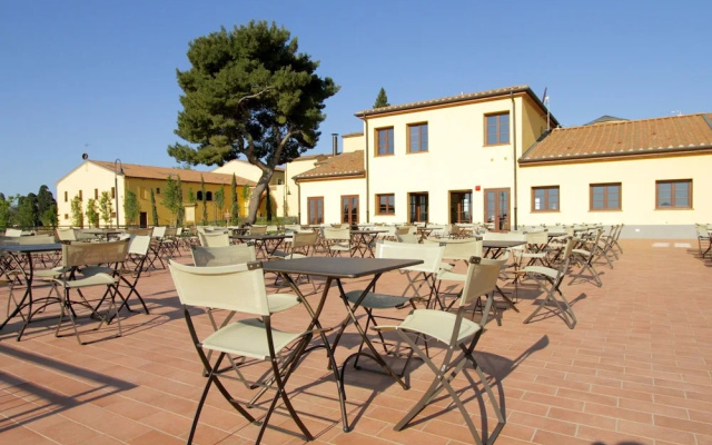 Stylish apartment with AC and terrace near the Tuscan coast