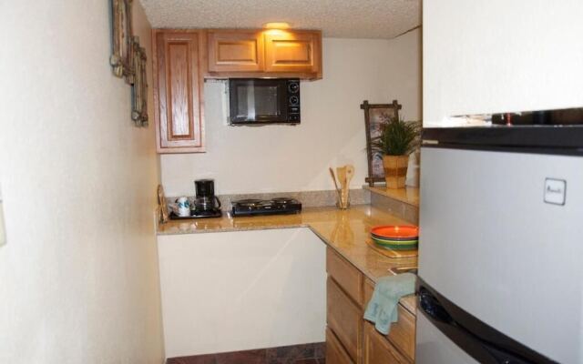 Barcelona Suites Albuquerque