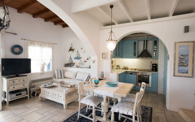 Anemoessa House