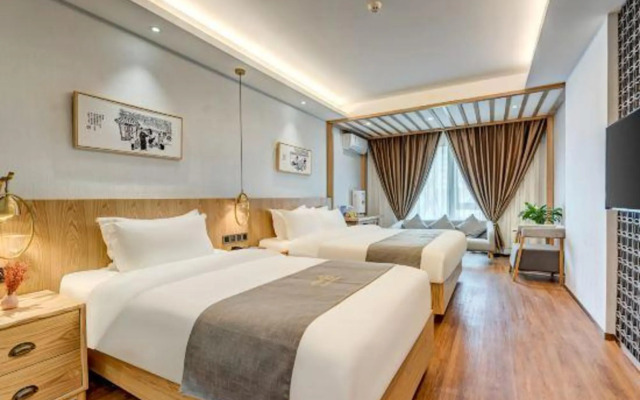 Spring Yingxiang Sky Garden Hotel (Beijing Tiananmen Wangfujing Branch)