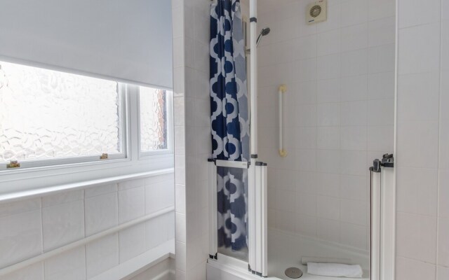 Watersmeet Apartment