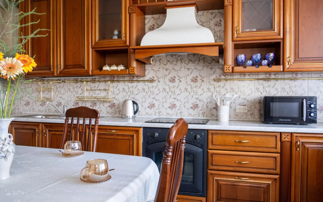 Жилье на водах на улице Дунаевского