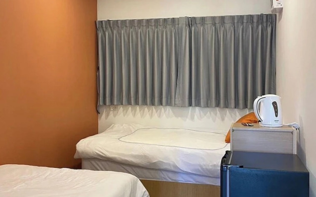 Nomads Homestay Sriracha