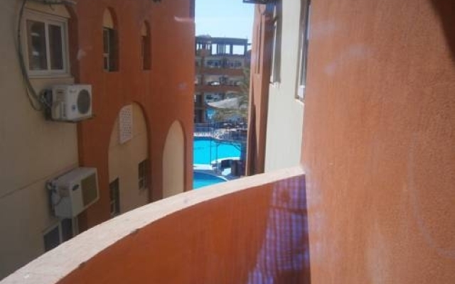 Oasis Resort  Apartment