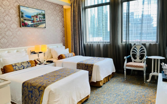 Metropole Hotel