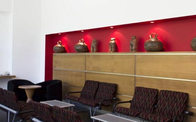 Novelty Suites Hotel