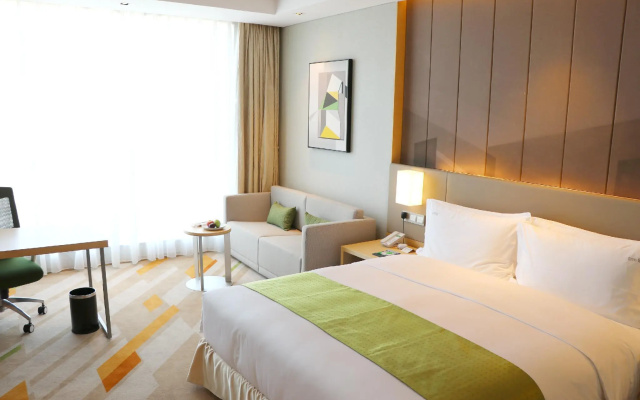 Holiday Inn Wuxi Taihu New City by IHG