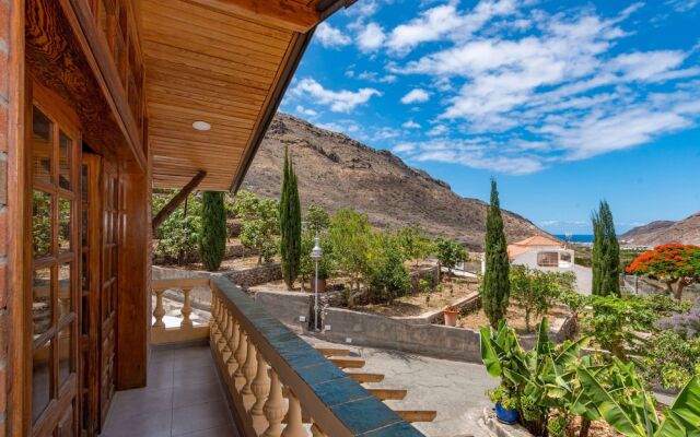 Casa de vacaciones con piscina compartida en Mogán II