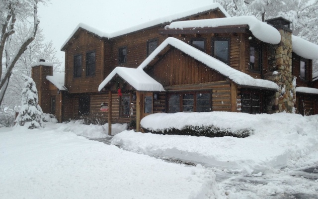 Engen Hus Bed and Breakfast
