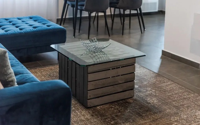 Royal Hill Apartment 1