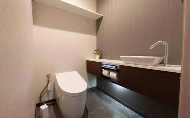 【603】新築130㎡新築貸切・おしゃれで全室.エアコン•シャワー•トイレ付