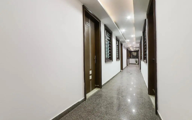 Hotel 7S by OYO Rooms