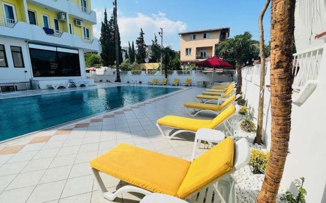 Akar Palace Resort Hotel