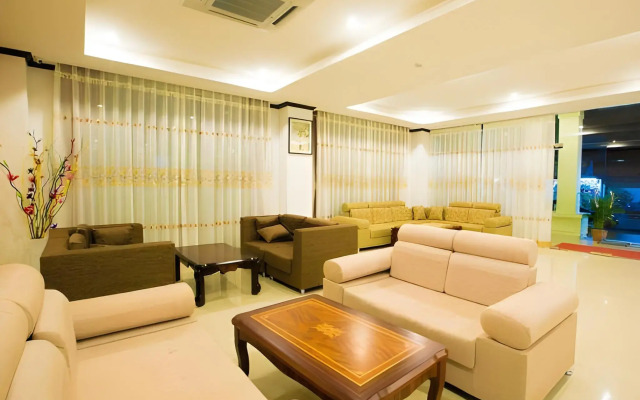 Douangchan Plaza Hotel