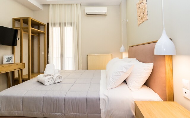 Alektor Studios & Apartments