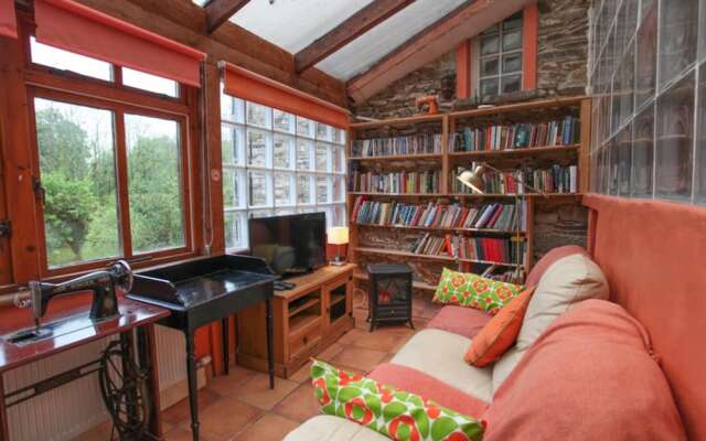 Moville Boutique Hostel