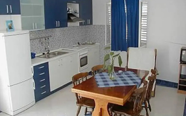 Miva - 60m From the sea - A