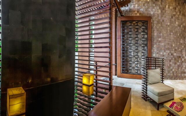 Pinnacle Resorts 220