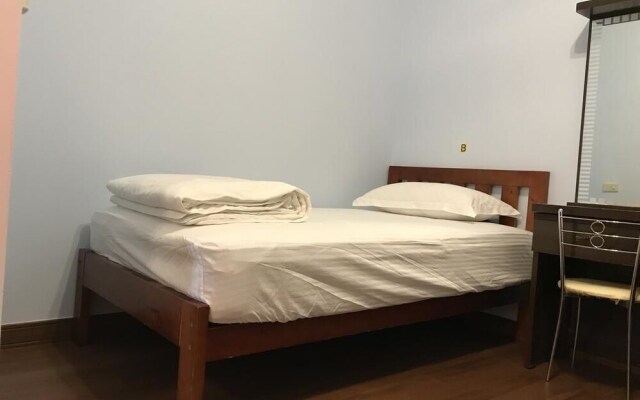 Handy Hostel