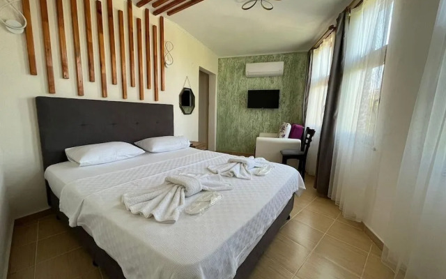 Akar Butik Otel Gökçeada