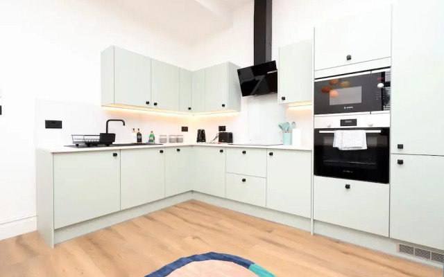 7min Central Bristol - Sleeps 7 - Free Parking