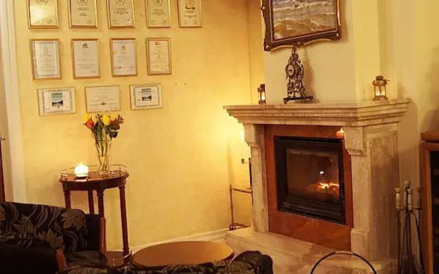 Villa Hoff Wellness & SPA Hotel