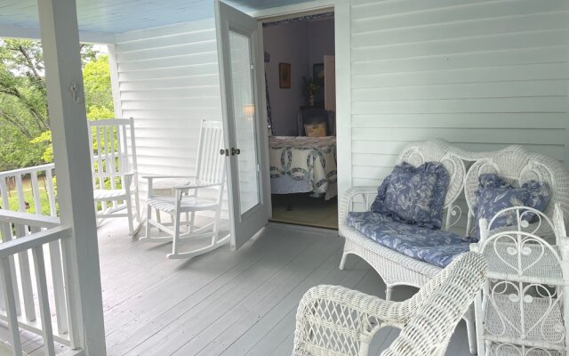 The Sautee Inn Bed & Breakfast