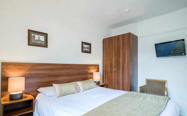 The Yenton Hotel