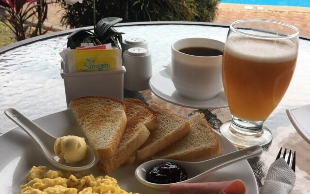 Hotel Palmar del Sol