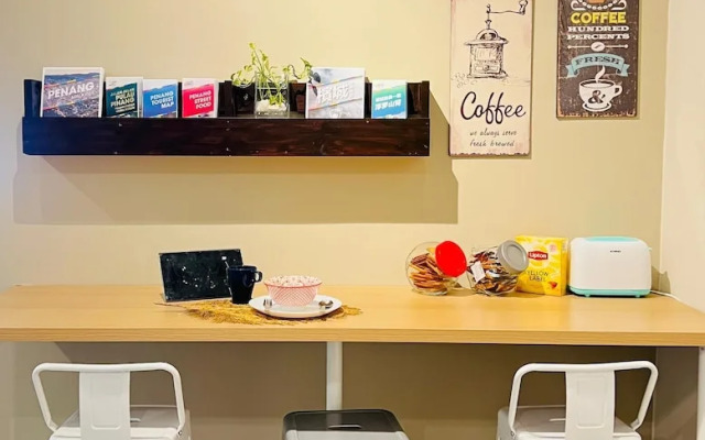 myRoom at 14 J Mandalay