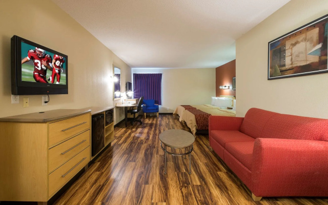 Red Roof Inn & Suites Philadelphia - Bellmawr