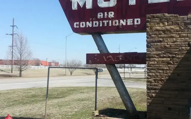 Western Motel