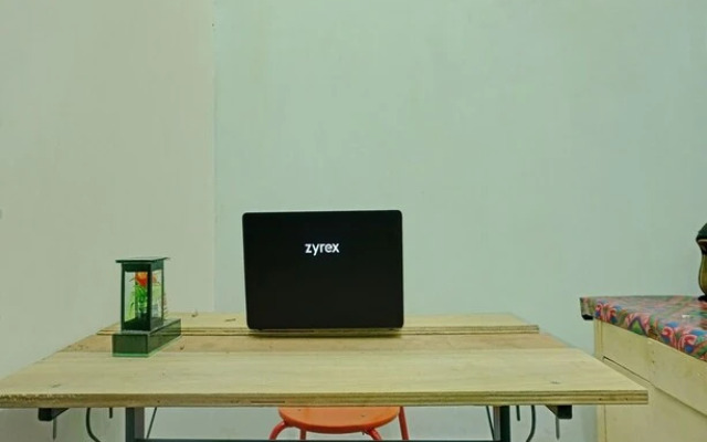 SPOT ON 90117 Anugrah Homestay Near Pasar Segar