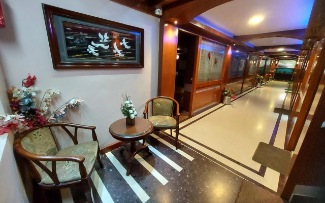 Hotel Astoria Residency