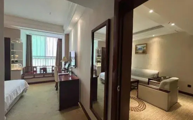 Huaggang Deerfu Yiaihu Hotel