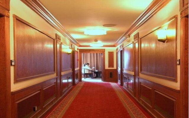 Shanghai Starway Shangfu Hotel