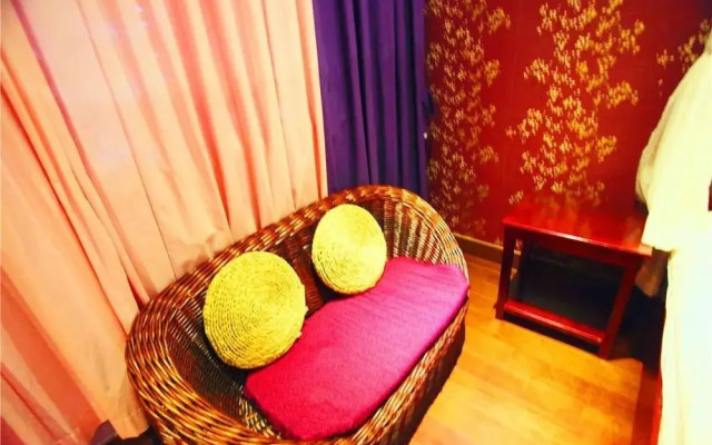Wuzhen Yishuige Inn