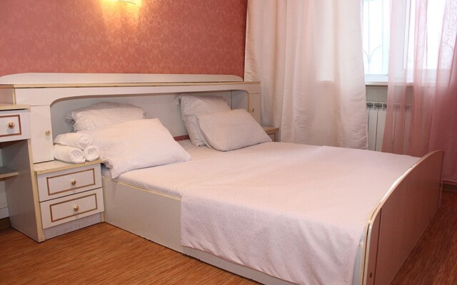 Sakvoyage Sovietskaya Str.4