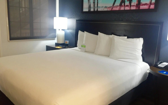 HYATT house Los Angeles LAX/Manhattan Beach