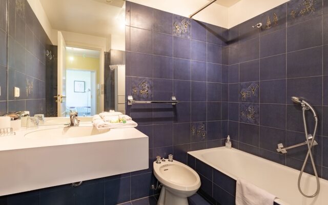 VANEAU Appartement vue mer somptueuse, piscine