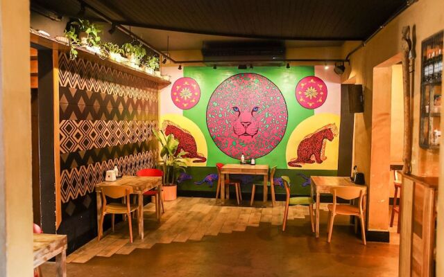 Ôvibe Party Hostel & Arts