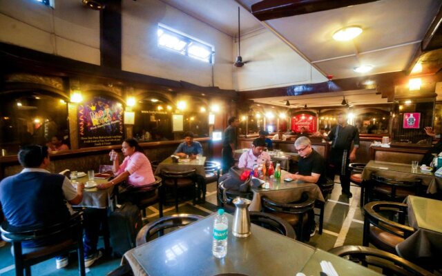 Lucky Hotel Bandra