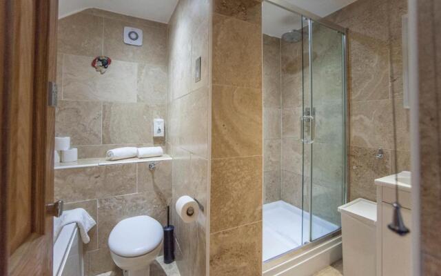 The Roof Terrace Maisonette - City Centre (BSM)