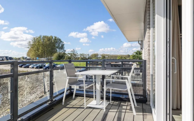 Apartment in Sint-annaland by the Harbor